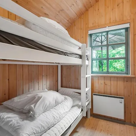 2 Bedroom Lovely In